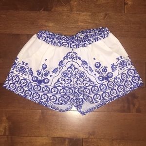 Cute flowy shorts!